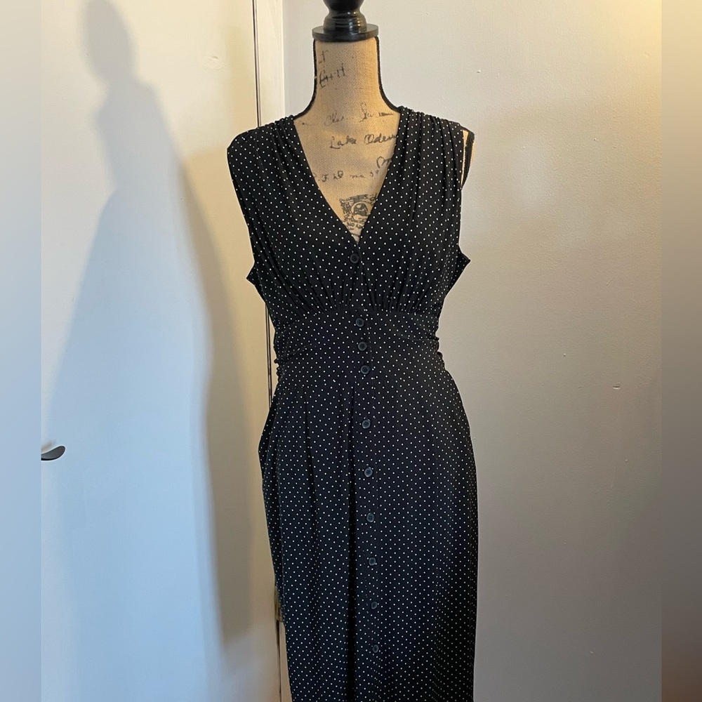 Evan Picone Black with White Polka Dots Sleeveless Midi Dress